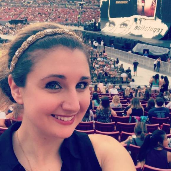 Meet your Posher, Natalie - Picture 1 of 1